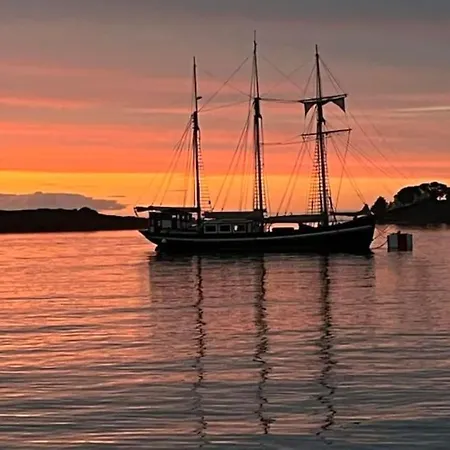 Charmante Maison Bretonne Vue Proche Des Belles Plages Landéda